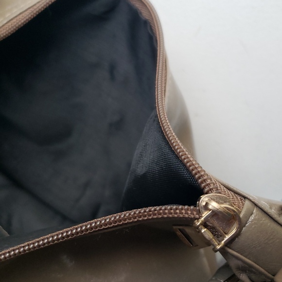 Womens Gray Vegan Leather Handbag. NWOT. - Picture 15 of 16